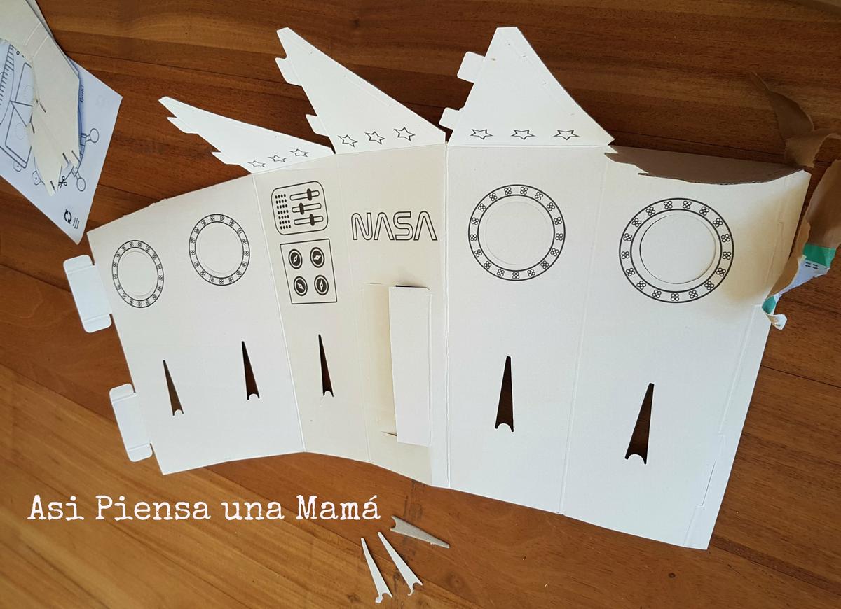 cohete-carton-juguetes-magiaycarton