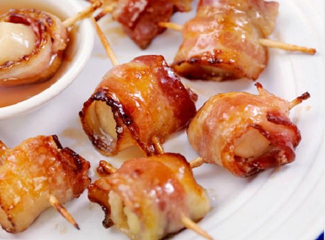 brocheta vieiras bacon