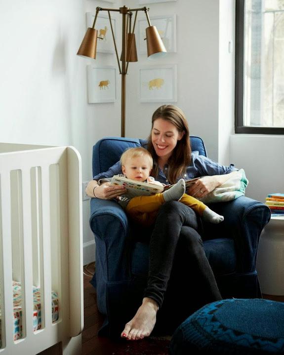 lampara de pie dorada