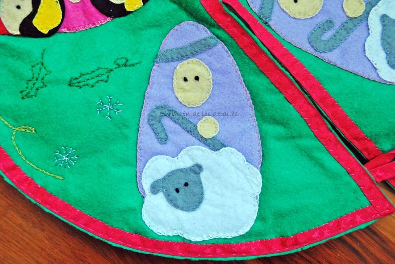 CUBRE ARBOL NAVIDAD 4