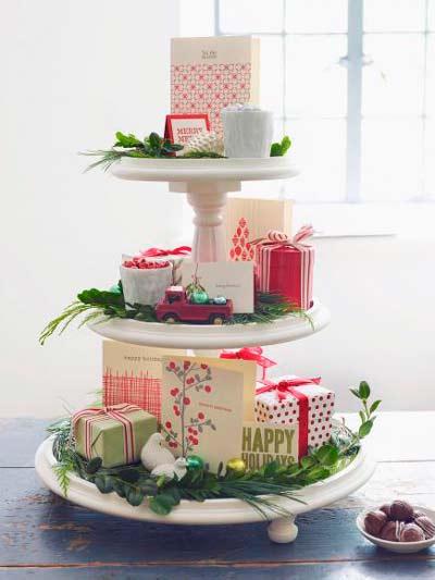 centro decorativo con tarjetas navideñas