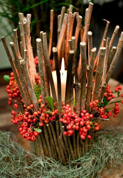 centro de navidad original con ramas y muérdago