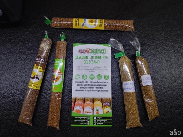 Barritas energéticas de sésamo, plátano y coco.