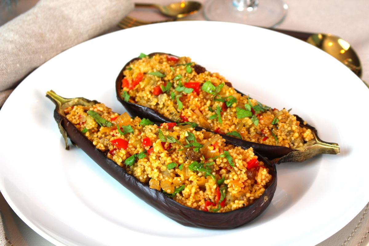 Berenjenas rellenas de cuscús y frutos secos