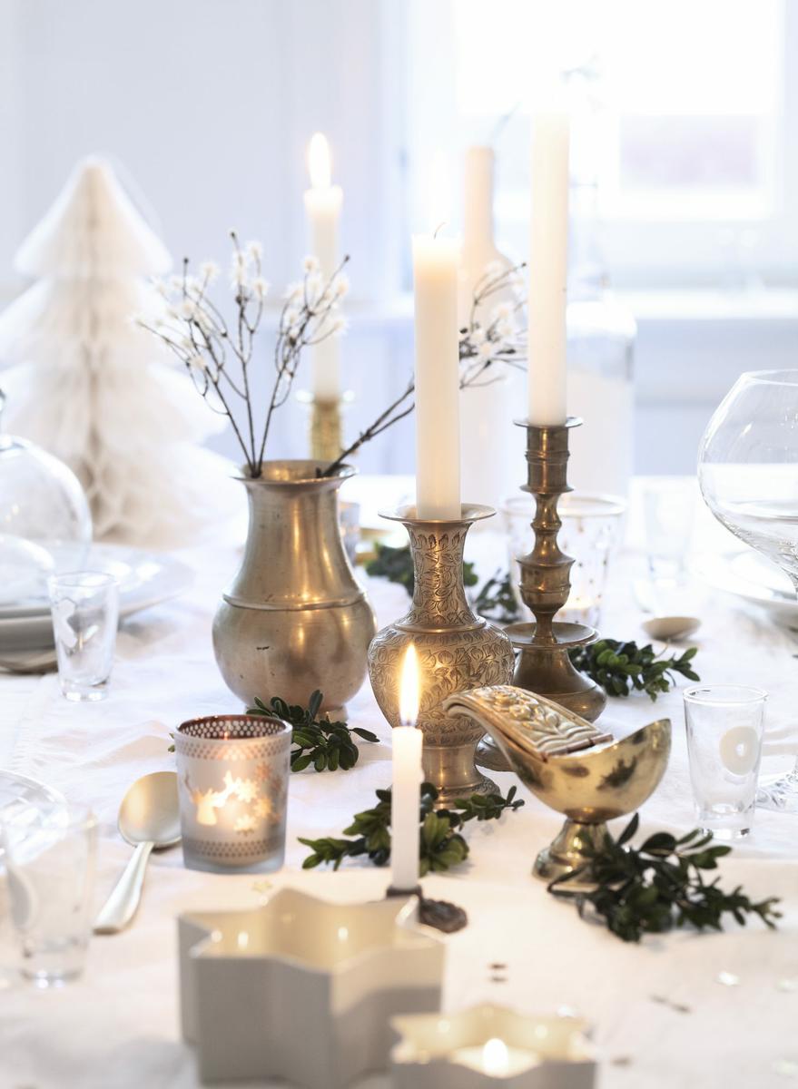 Una_sutil_decoración_navideña_decoración natural_decoración nórdica_detalles_mesa-04