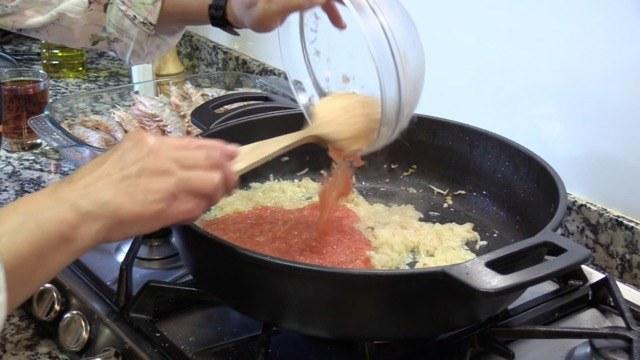Sofreímos con el tomate
