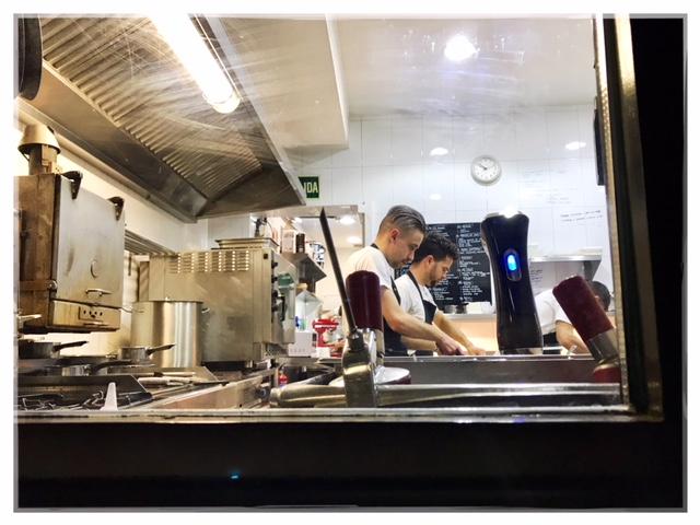 Cinco Sentidos y el Restó. La Candela 1/2