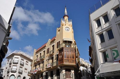 Sitges. Bartomeu Carbonell house aka the clock house (Casa del Rellotge). 1913-1915. Ignasi Mas, architect