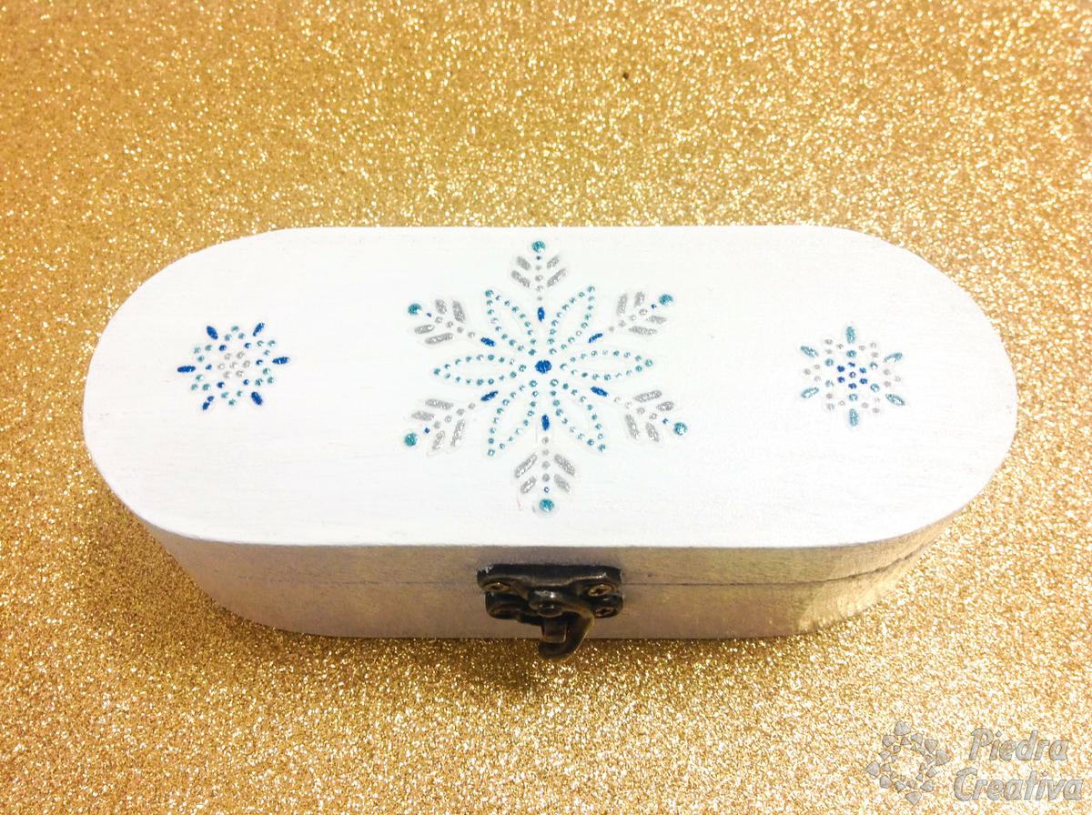 Regalo caja decorada para piedras pintadas