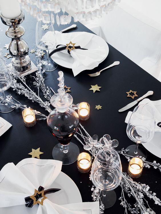 Decorar la mesa de Nochevieja con estrellas