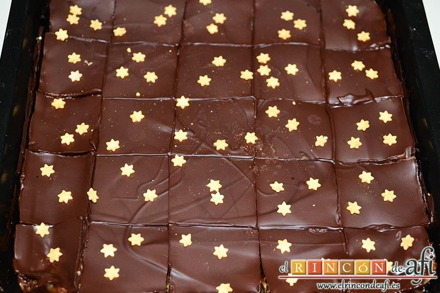 Delicias de Navidad con chocolate y caramelo, decorar al gusto