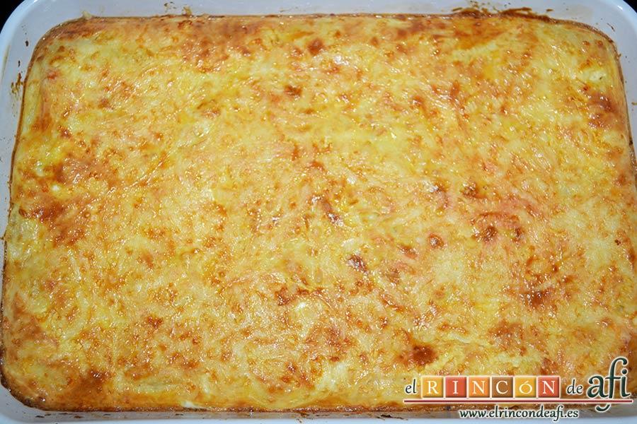 Pastel de bacalao, meter en el horno con cuidado de que no se queme la superficie