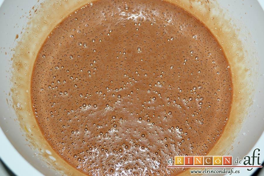 Galletas de Navidad, mezclar bien hasta que se integren