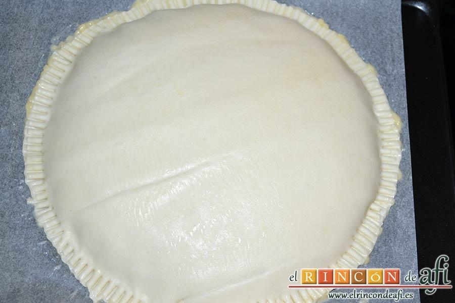 Galettes des Rois, sellarlos con un tenedor