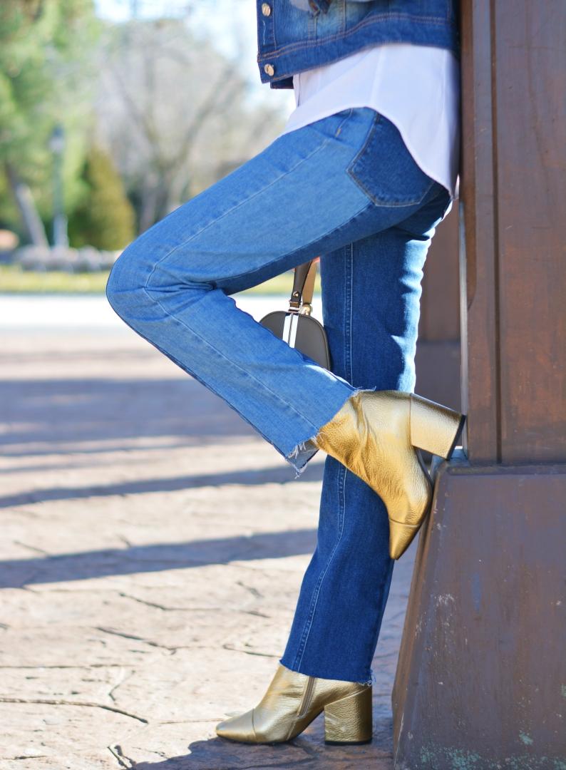 Botines dorados y denim