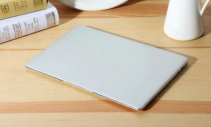 Jumper EZbook 3 Pro notebook analisis reseña review en español de este pequeño portatil con CPU Intel Apollo Lake 6GB de memoria RAM 64GB de almacenamiento ampliable mediante disco SSD (M.2) WiFi 2.4G y 5G y bateria de 4800mAh