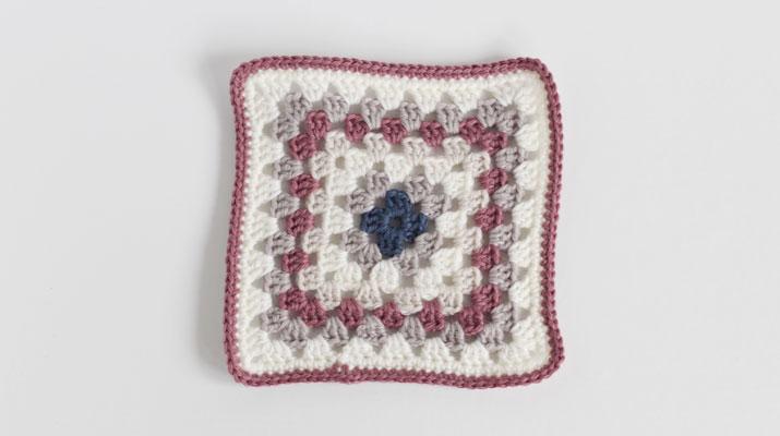 Cómo tejer una manta de granny square