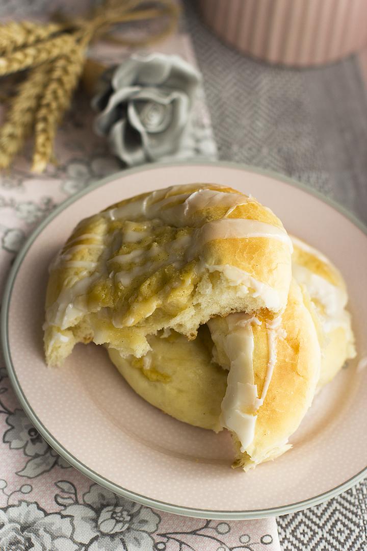 Bollos Noruegos de Vanilla y Crema