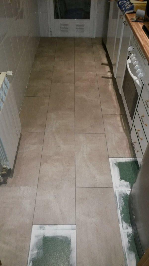 Reforma cocina I : Instalación de suelo vinílico | Bricolaje