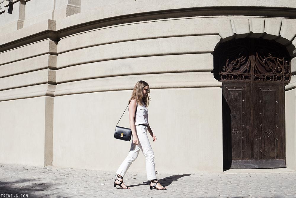 Trini | The Row Ashland jeans Céline sandals