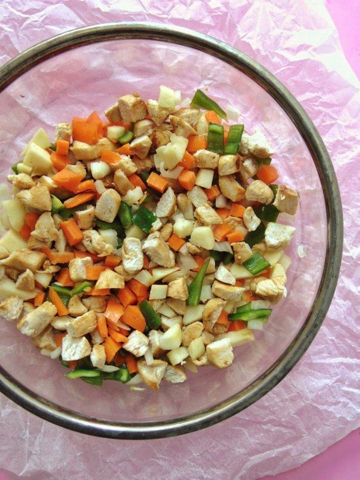 Ensalada de pollo con salsa de curry | ensalada de pollo al curry con manzana