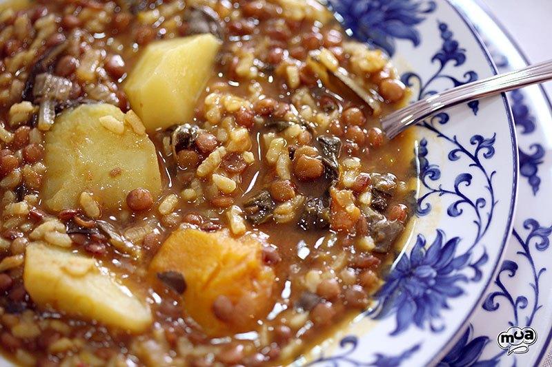 ollica 2 con lentejas y arroz