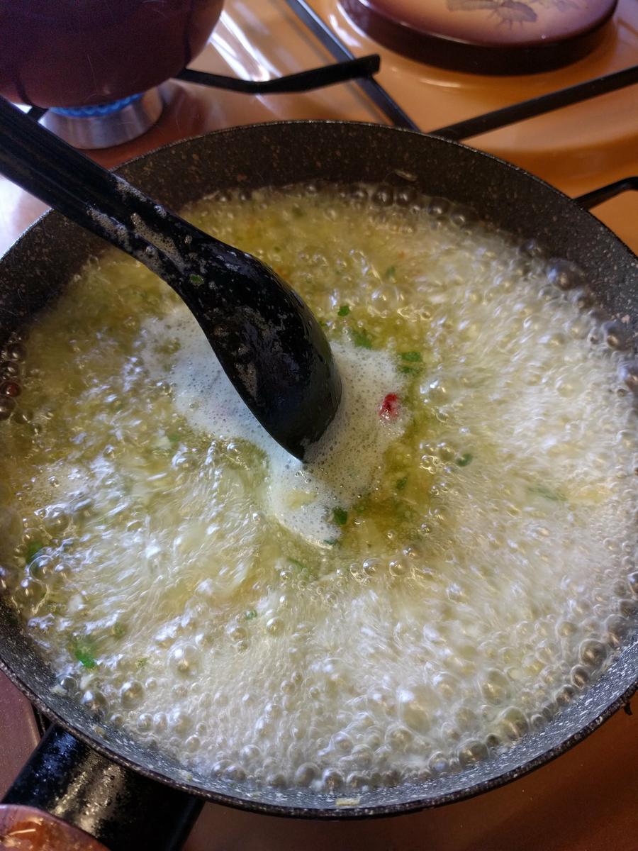 preparando salsa verde 