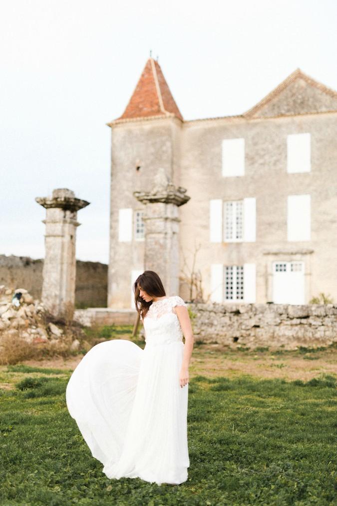 la belle et la pierre editorial