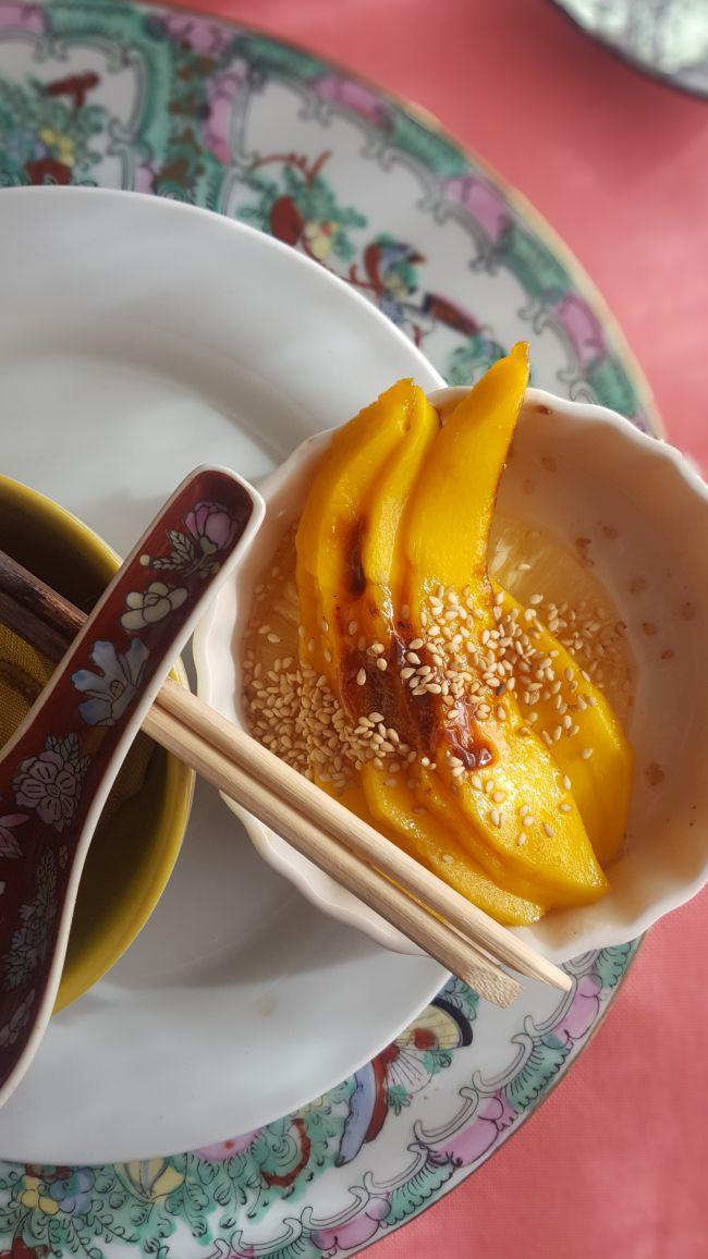 Detalles para decorar una mesa oriental