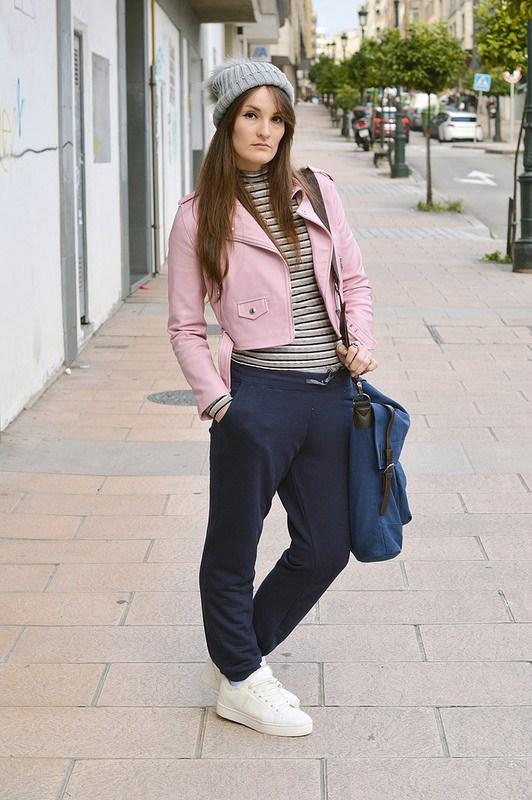 Outfit-blue-joggers-luz-tiene-un-blog (8)