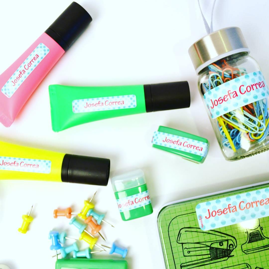 utiles-escolares-marcados-etiquetas