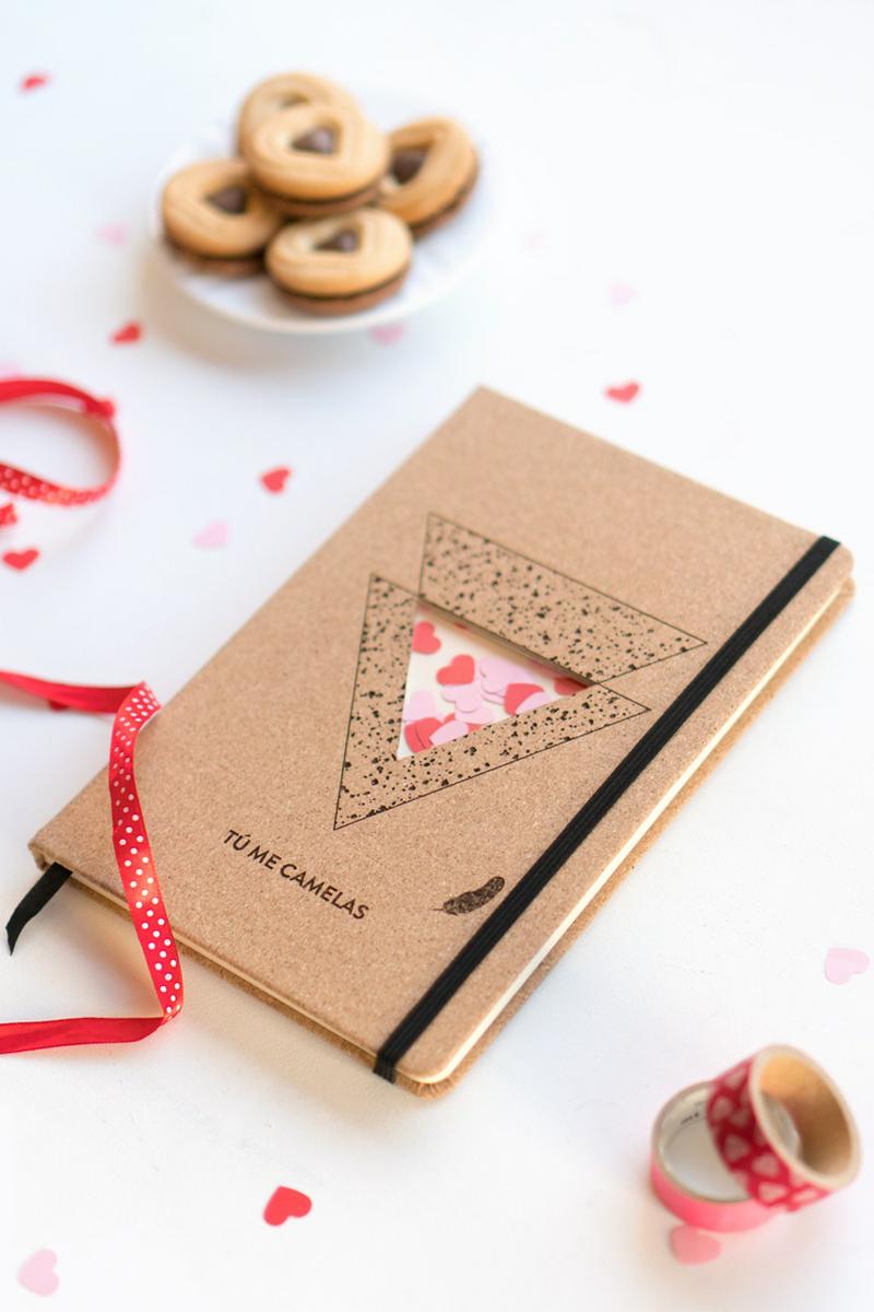 Cuaderno personalizado para San Valentín, Visto en "I am a Mess Blog"