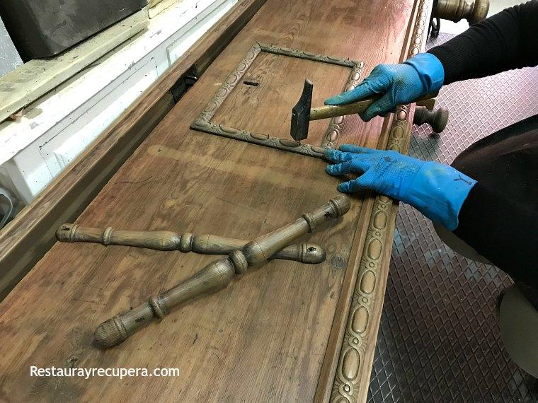 restauracion_baul_colocacion_molduras_restaurayrecupera