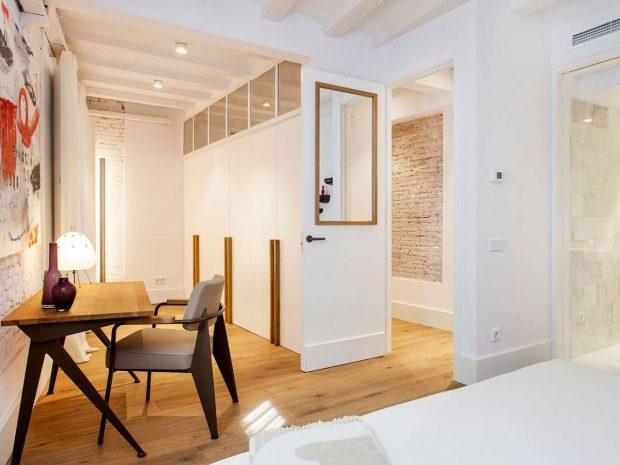 armarios con tiradores de madera