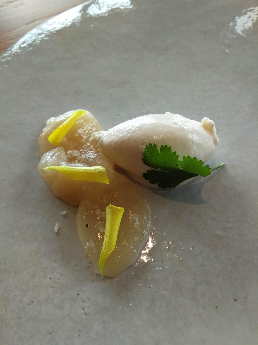 Aguachile Cremoso con su Vieira