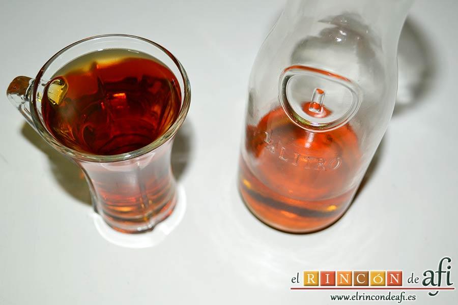 Pollo a la catalana, preparar el vino y el coñac