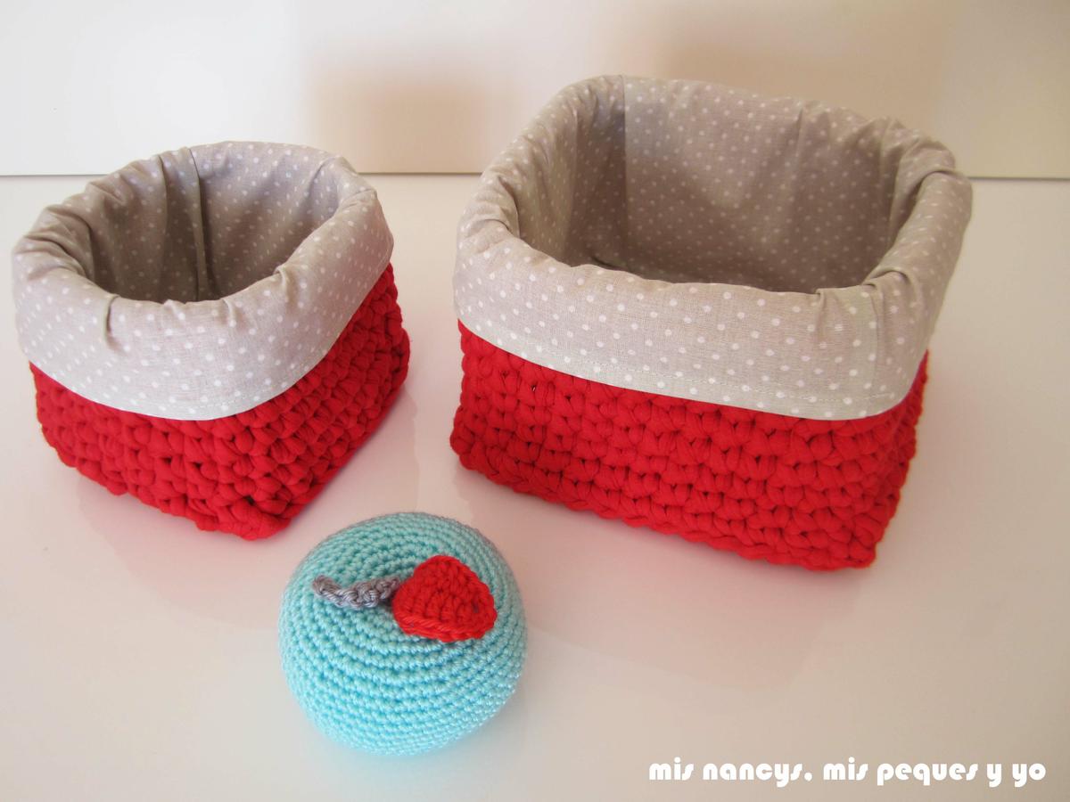 mis nancys, mis peques y yo, juego de dos cestas de trapillo cuadradas con funda de tela, dos tamaños