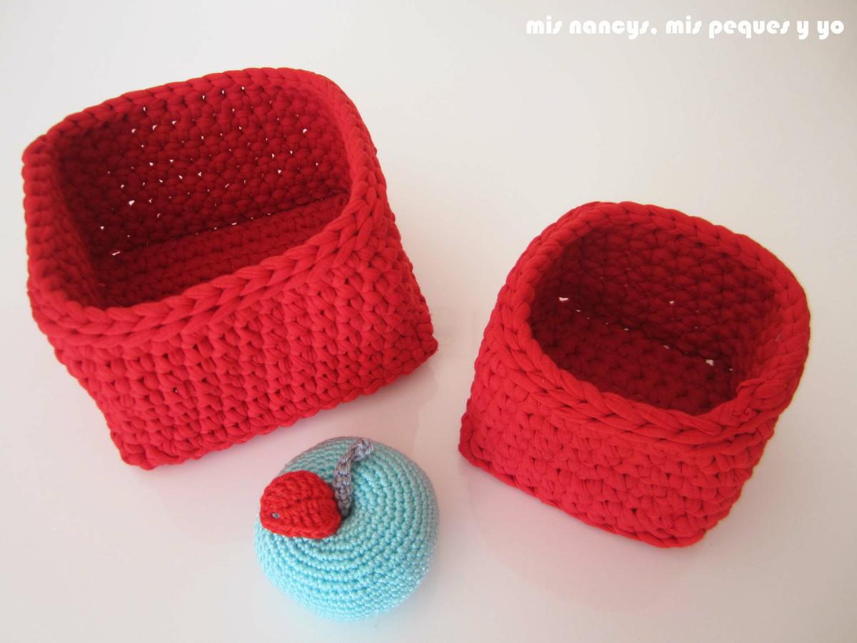 mis nancys, mis peques y yo, juego de dos cestas de trapillo cuadradas