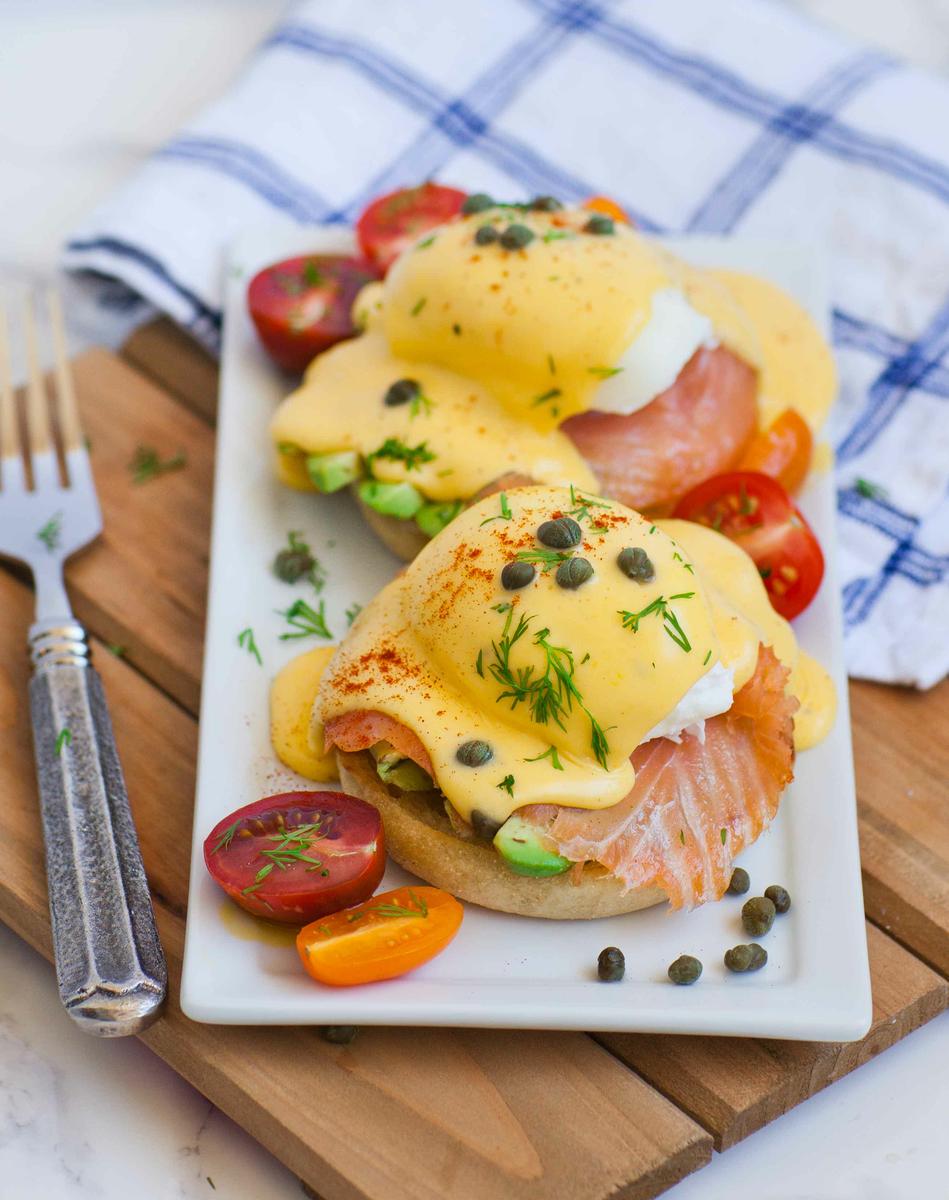 Smoked Salmon Eggs Benedict