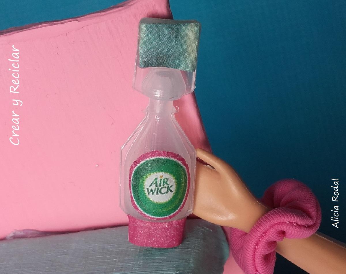 Miniaturas de productos para muñecas con reciclaje DIY