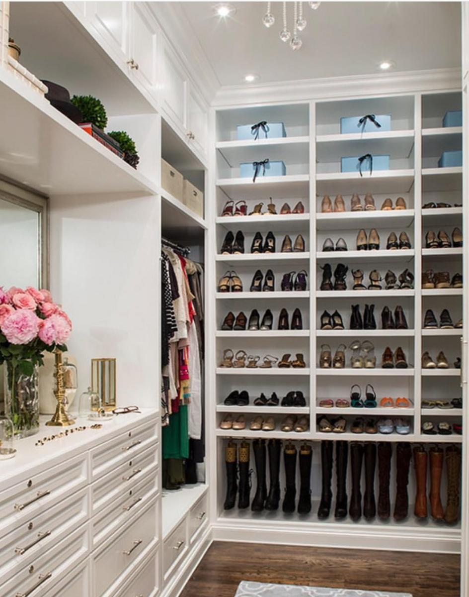 Vestidores bien distribuidos en rutchicote.com