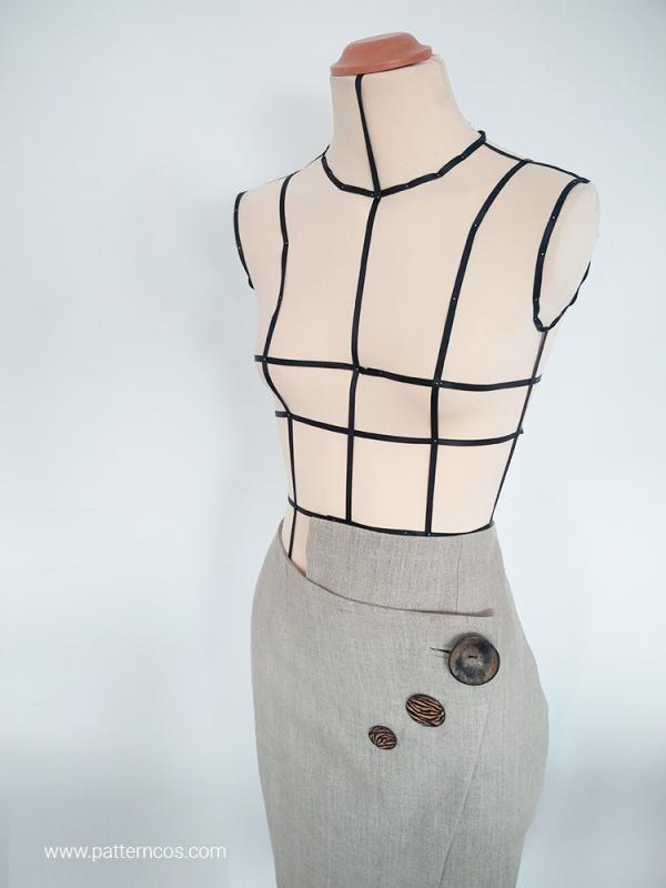 DIY_ropa_falda_tubo_cruzada_con_botones_originales_