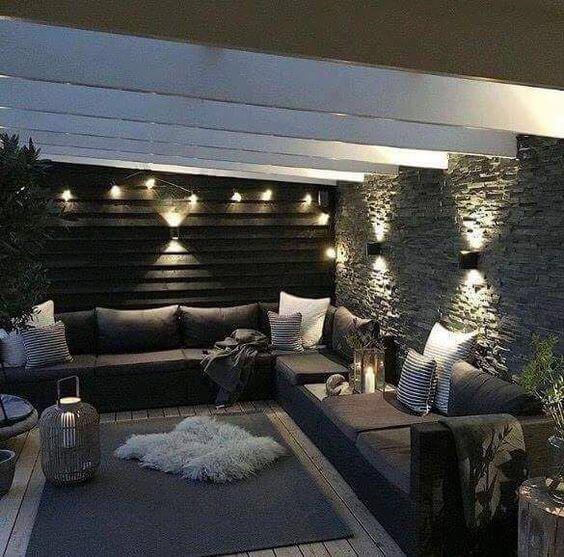 Decorar una terraza con estilo nórdico noche