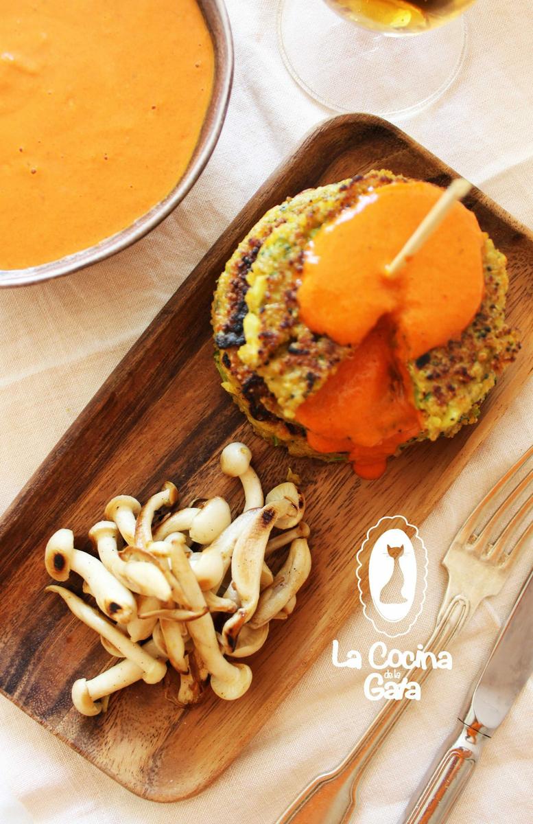 Hamburguesas de Quínoa y guarnición de setas Shimeji