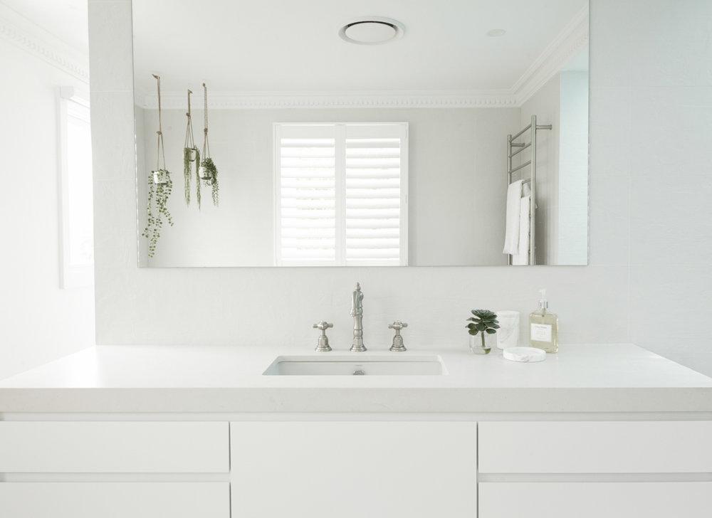 Antes_después_reforma_vivienda_de_estilo_Slow_Design_mueble-baño-35