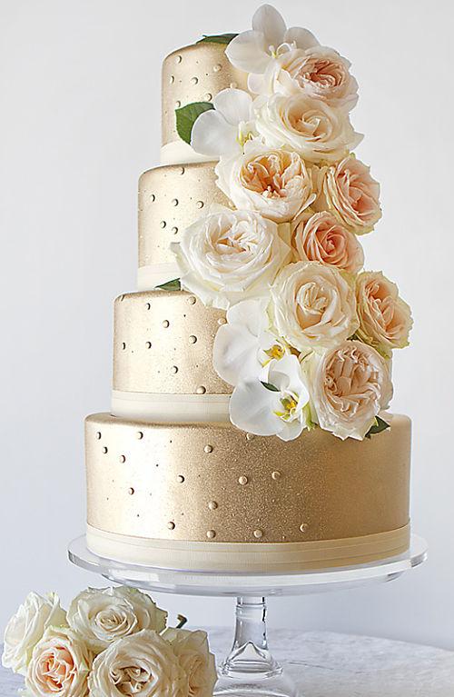 Tarta de boda dorada