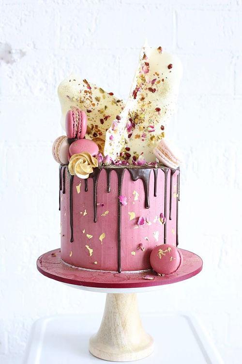 Tarta de boda drip cake