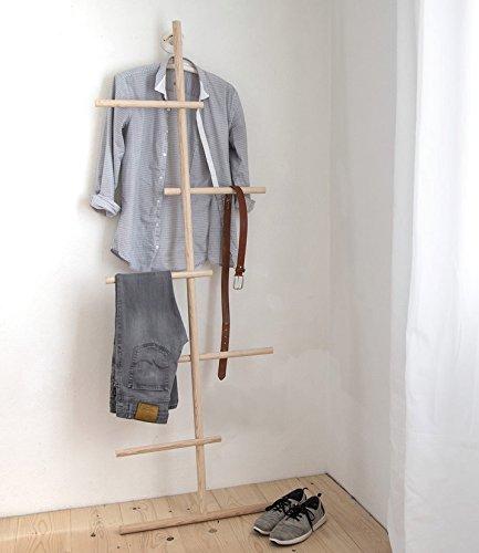 perchero de pie original escalera