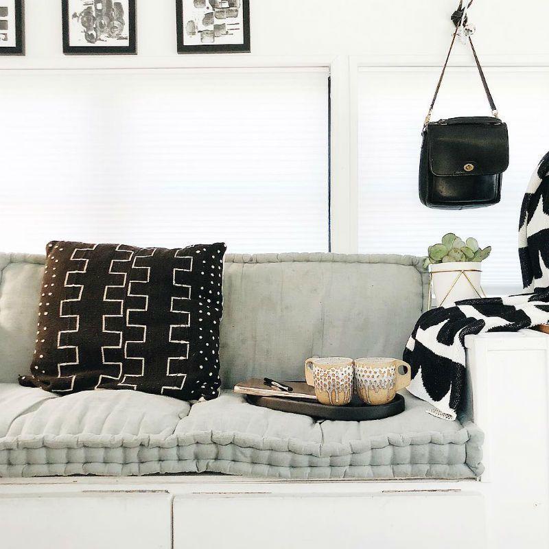 Un viejo autobus transformado en una mini casa