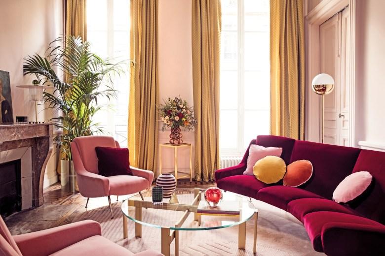 manuelcanovas-18-sofarojo